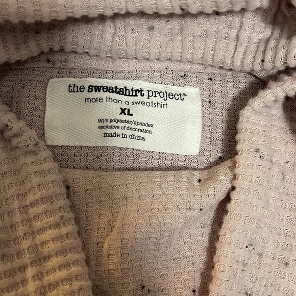 Fleece - Picture 2 of 2